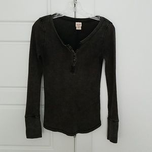 Mossimo Target Distressed Thermal Henely sz M